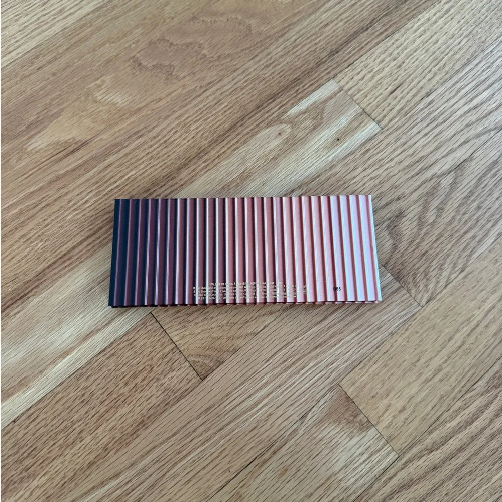 Too Faced Born This Way The Natural Nudes Eye Shadow Palette